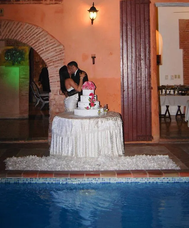 Dona Elvira Boutique Hotel Santo Domingo